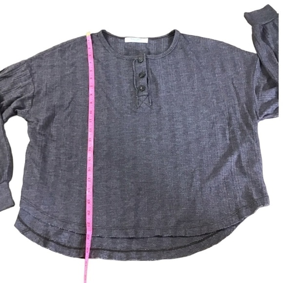 PROJECT Social T Women’s 3 Button Thermal Ribbed Henley Shirt Size Small - Picture 8 of 9